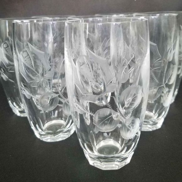 Set Of 8 VTG Crystal Classic Mikasa Rose Etched Diamond Cut Iced Tea/Water Tumbl - Picture 1 of 4